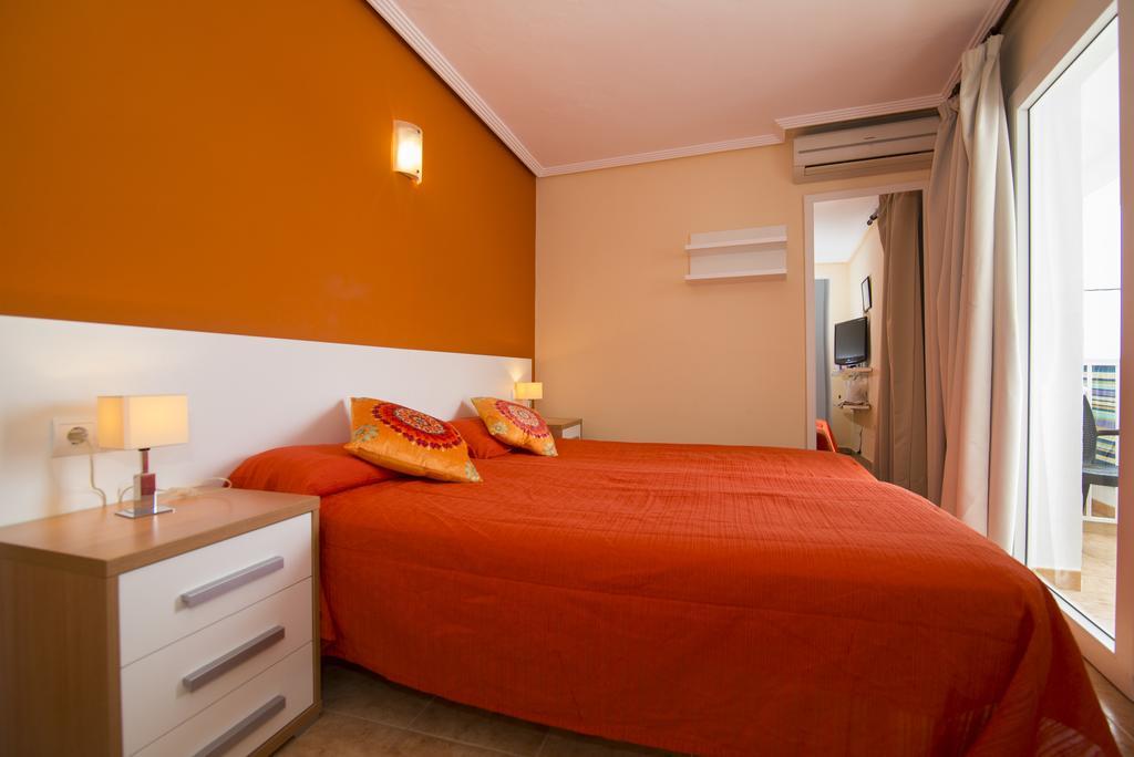 Hostal Cala Boix Es Cana Exterior foto