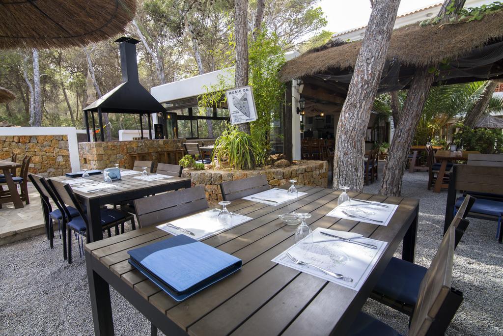 Hostal Cala Boix Es Cana Exterior foto